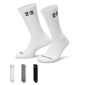 Nike Jordan Essentials Crew Socks (3 Pairs) in Multicolor | DA5718-911