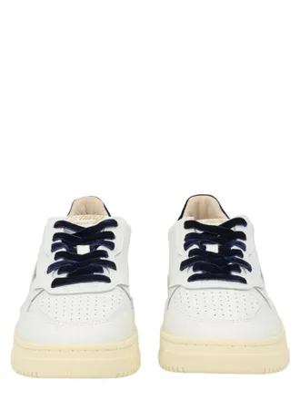 Autry Medalist Low Leather Velvet Sneakers