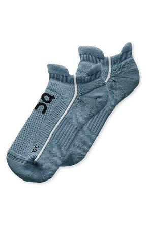 On Court Low Socks in Tide/Ivory at Nordstrom, Size Medium