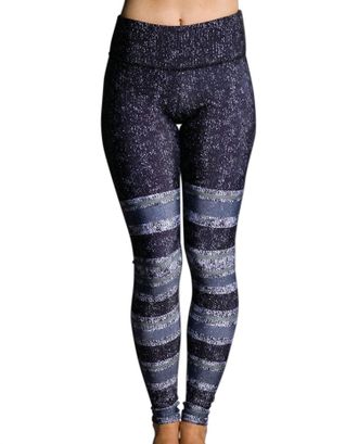 Onzie Graphic Leggings In Onz Textured Stripe