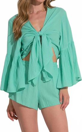 Elan Tie Front Crop Top In Green