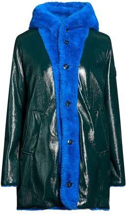 OOF Wear ROPA DE ABRIGO - Borreguito y pelo ecol&oacute;gico en YOOX.COM