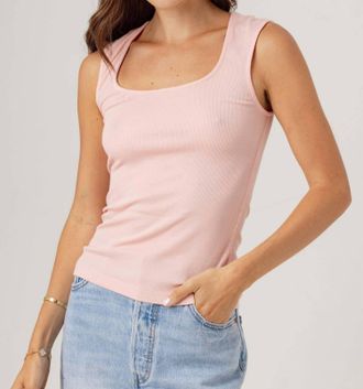 Sundays Rib Taylor Tank Top In Powder Pink