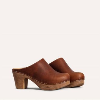 Calou Womens Lisa Heels Clog In Brown