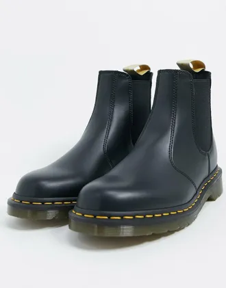 Dr. Martens Chelsea Boot ブラック UK5 Dr Martens - Vegan Black Mono Chelsea Quad | Vixens and Angels