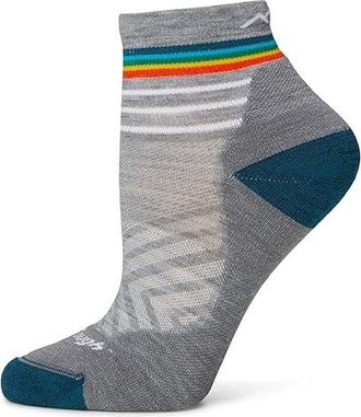 Darn Tough Run 1/4 Ultra-Lightweight with Cushion Womens Crew Cut Socks Shoes Grey : LG (US 10-11.5), Wool/Spandex/Nylon