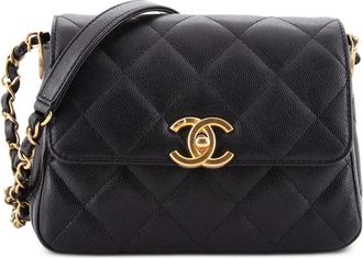 Chanel CC Turnlock Chain Flap Bag Quilted Caviar Small shoulder bag - Zwart