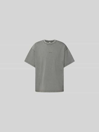 Won Hundred T-Shirt mit Label-Stitching in Mittelgrau, Gr&ouml;&szlig;e M