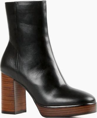 All Black Womens Sleek Glamour Boot In Black/brown