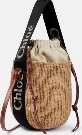 Chlo&eacute; Woody Mini leather-trimmed bucket bag