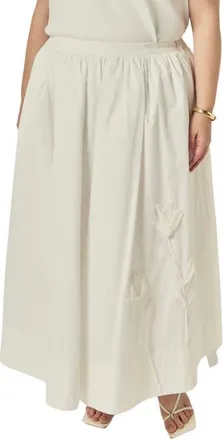 English Factory Appliqu&eacute;d Floral Midi Skirt in White at Nordstrom, Size 3X