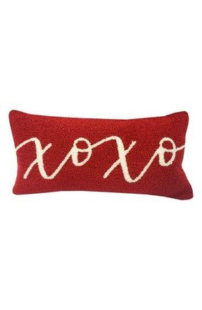 R16 Home Hugs & Kisses Indoor/Outdoor Throw Pillow in Red/white at Nordstrom Rack