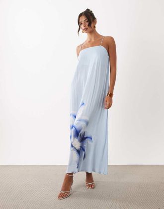 Vero Moda Vestito lungo azzurro con spalline sottili e stampa floreale-Blu