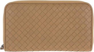 Bottega Veneta Intrecciato Wallet (Authentic Pre-Loved)