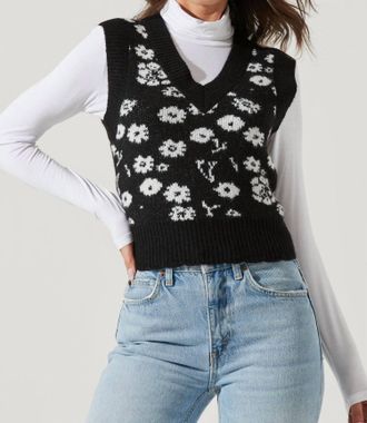 Astr Primrose V Neck Vest In Black White