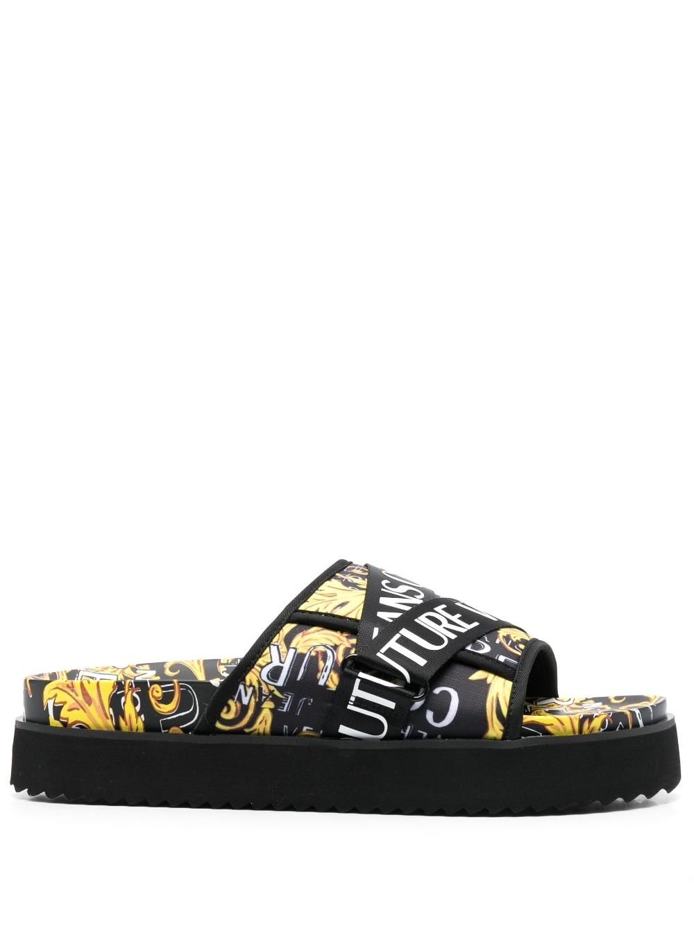 Men's Versace Jeans Couture Slides - up to −36% | Stylight