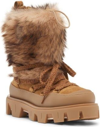Moncler Peak Après Genuine Shearling Snow Boot in Butternut at Nordstrom, Size 5.5Us