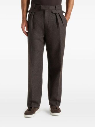 Mani&egrave;re De Voir Pierre pleated Eiffel-plaque tailored trousers - men - Polyester/Rayon - 36 - Brown