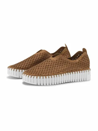 Ilse Jacobsen Womens Tulip 0023 Slip-On Shoes In Nougat
