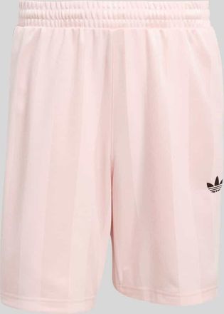 adidas Originals Regular Fit Trainingsshorts mit Logo Print in Altrosa, Gr&ouml;&szlig;e XXL