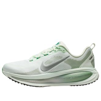 Nike (WMNS) Nike Air Zoom Vomero 18 Barely Green Steam Light Silver HM6804-300