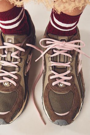 New Balance 204L Sneakers
