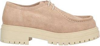 Noa. A Lace-up shoes