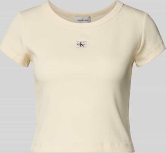 Calvin Klein Jeans Cropped T-Shirt in Ripp-Optik mit Label-Badge in Weiss, Gr&ouml;&szlig;e XL