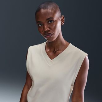 Nike Womens V-Neck Golf Vest in White | IH0939-133