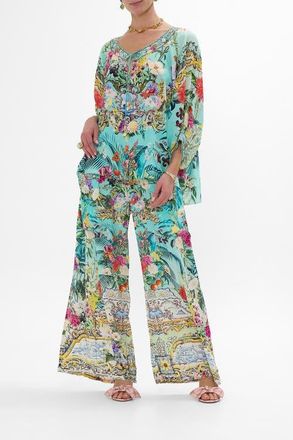 Camilla Raglan Sleeve Blouse With Cuff Gardens Of Queluz at Nordstrom, Size One Size Au