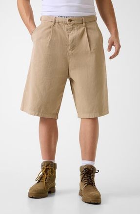 Guess Pleated Baggy Denim Shorts in Beige at Nordstrom, Size 32