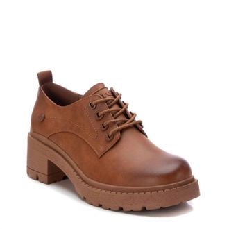 Xti Womens Lace-Up Oxfords In Camel