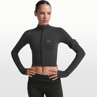 Nike Womens SKIMS Arm Band in Black | S1016132-014