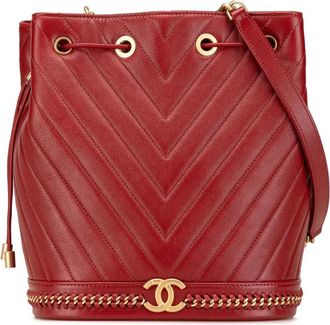 Chanel Borsa a secchiello Paris Cosmopolite media in pelle di agnello con motivo chevron 2017-2018 - Rosso