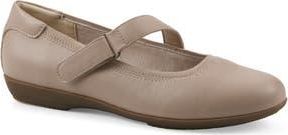 White Mountain Carwen Mary Jane Flat in Natural/Smooth at Nordstrom Rack, Size 8.5