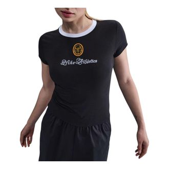 Nike (WMNS) Nike Sportswear Chill Knit Slim Cropped T-Shirt Black IH7802-010
