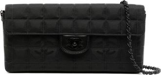 Chanel 2000 Travel East West shoulder bag - women - Leather/Nylon - One Size - Grey