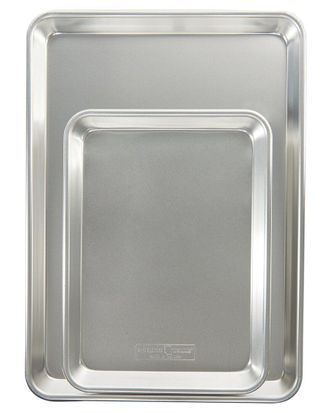 Nordic Ware Set Of 2 Half Sheet & Quarter Sheet Pans