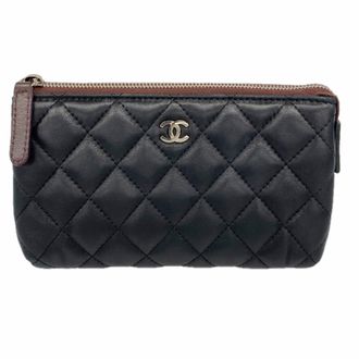 Chanel Black Leather Pouch (Pre-Owned)