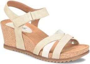 S&ouml;fft Talia Wedge Sandal in Beige/Gold at Nordstrom Rack, Size 8.5