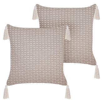 Beliani Conjunto De 2 Cojines Gris Pardo 42 X 42 Cm Poli&eacute;ster Borlas Relleno Hakone