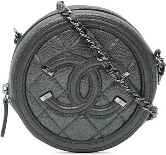Chanel Clutch tonda CC Filigree in pelle Caviar metallizzata con catena 2018-2019 - Nero