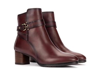 Pikolinos Womens Calafat Boots In Garnet
