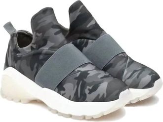 J/Slides Womens Manic Lycra Sneaker In Camo