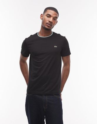 Lacoste T-shirt nera con righe a contrasto sul collo-Nero