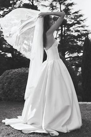 Watters Angelique Lace Chapel Veil