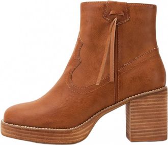 Yellow Box Womens Imperial Boot In Chestnut