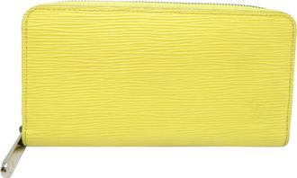 Louis Vuitton Epi Leather Long Wallet (Bi-Fold) (Pre-Owned)