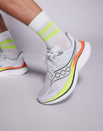 Saucony Endorphin Speed 5 - Sneakers da corsa color bianco e limone