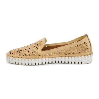 Eric Michael Womens Maria Slip On Loafers In Beige Nubuck